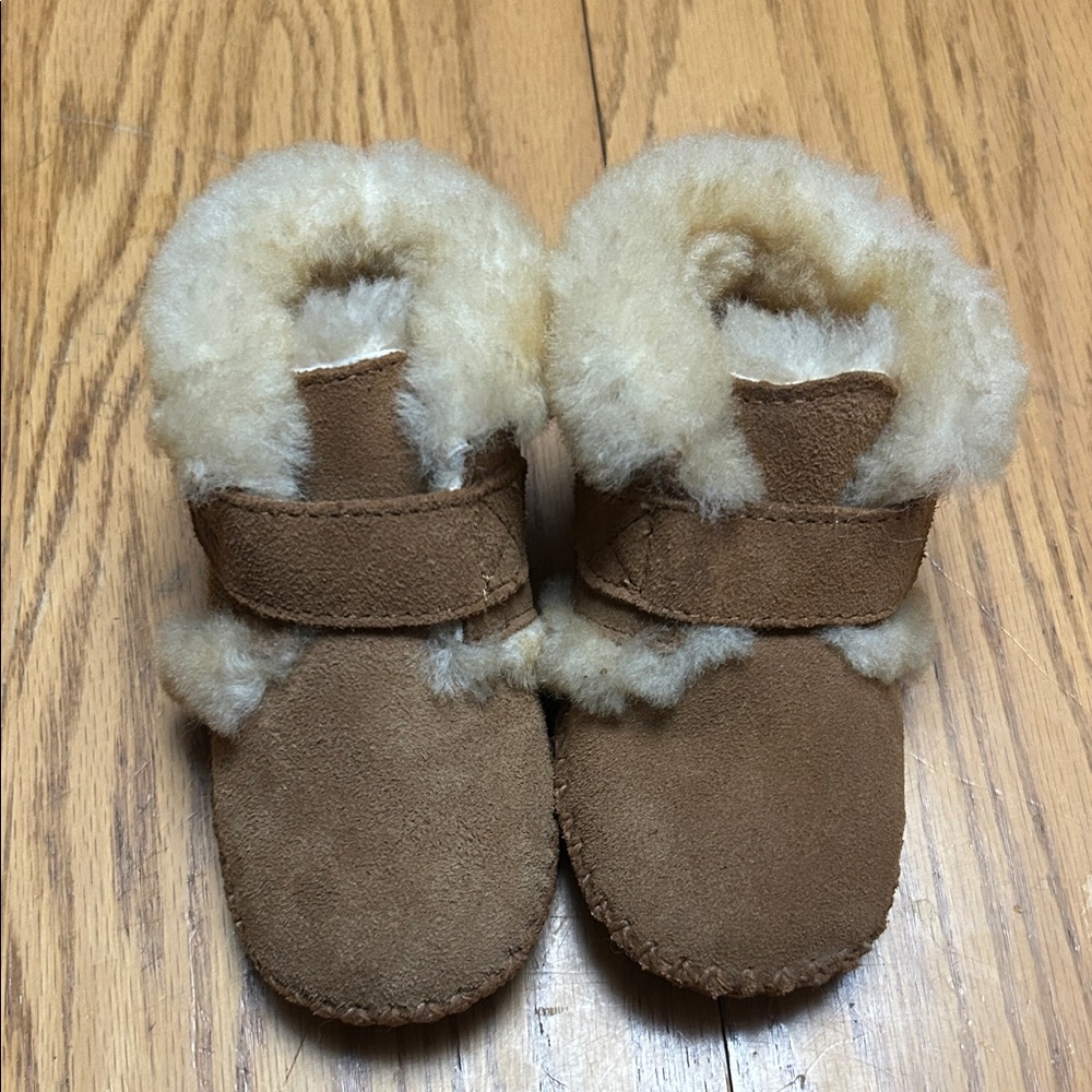 L.L. Bean Tan Baby Booties with Plush Lining